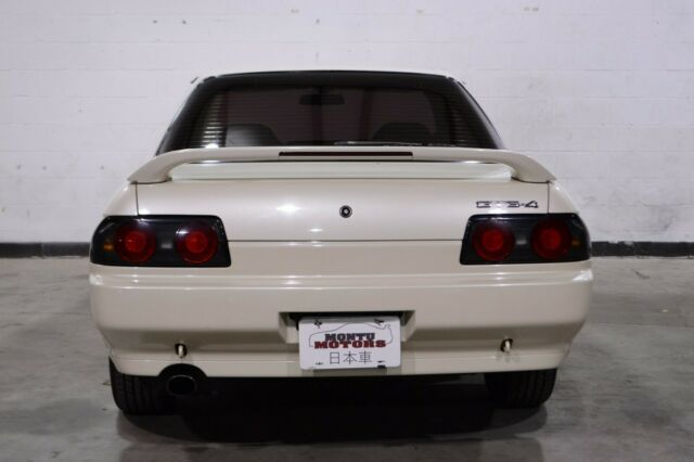 1990 Nissan GT-R - photo 6