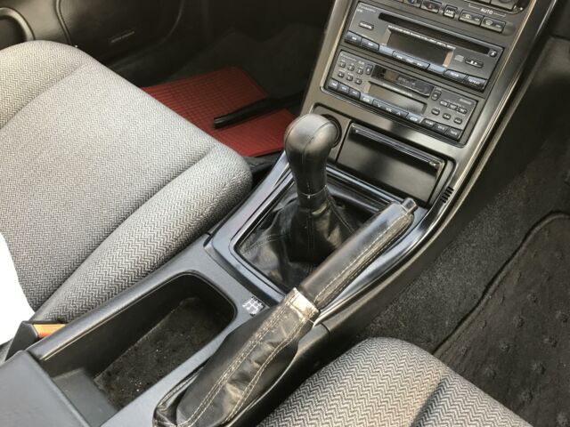 1990 Nissan Skyline - photo 2