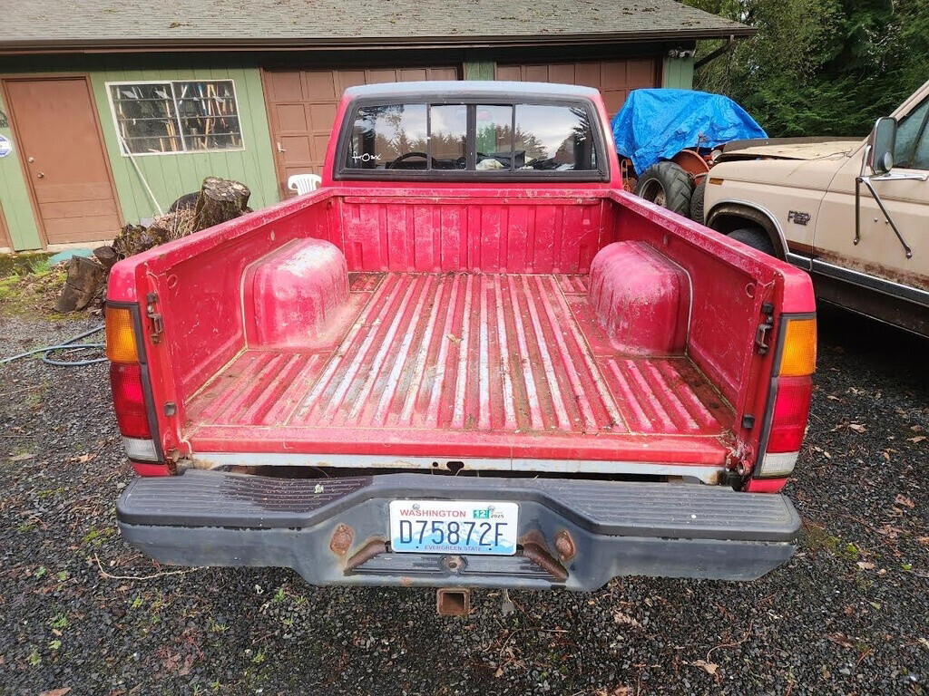 1990 Nissan Truck - photo 9