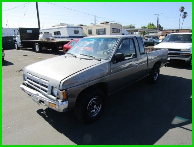 1990 Nissan Truck SE V6 Used 3L V6 12V Manual NO RESERVE 1990 Nissan Truck SE V6