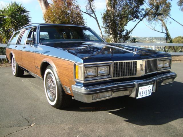 1990 Oldsmobile Custom Cruiser - photo 10