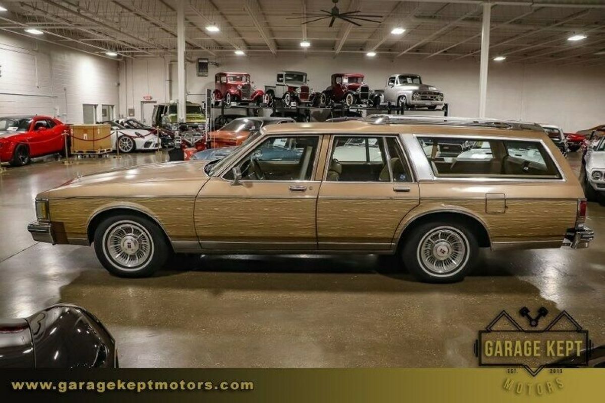 1990 Oldsmobile Custom Cruiser Wagon - photo 10