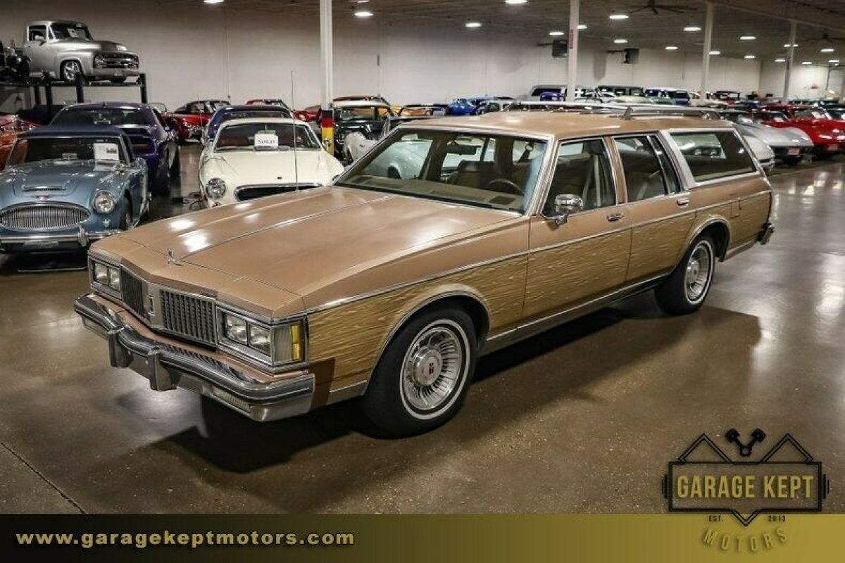 1990 Oldsmobile Custom Cruiser Wagon - photo 7