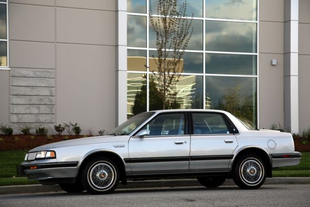 1990 Oldsmobile Cutlass S - photo 4