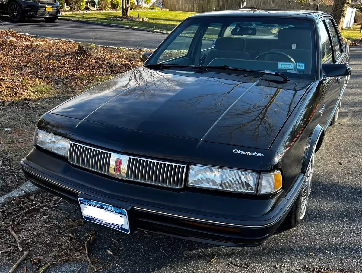 1990 Oldsmobile Cutlass Ciera Sedan Black SL 1990 Oldsmobile Cutlass SL