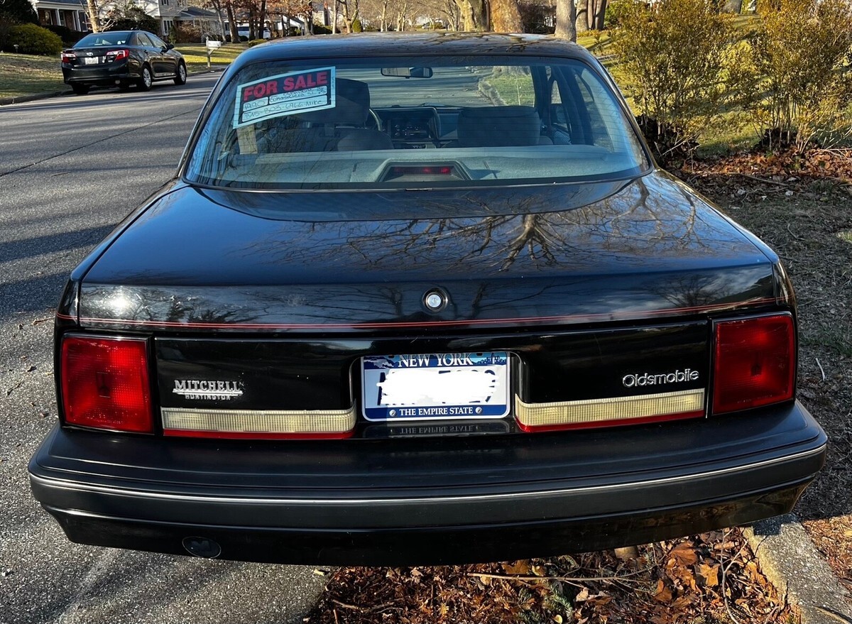 1990 Oldsmobile Cutlass SL - photo 3
