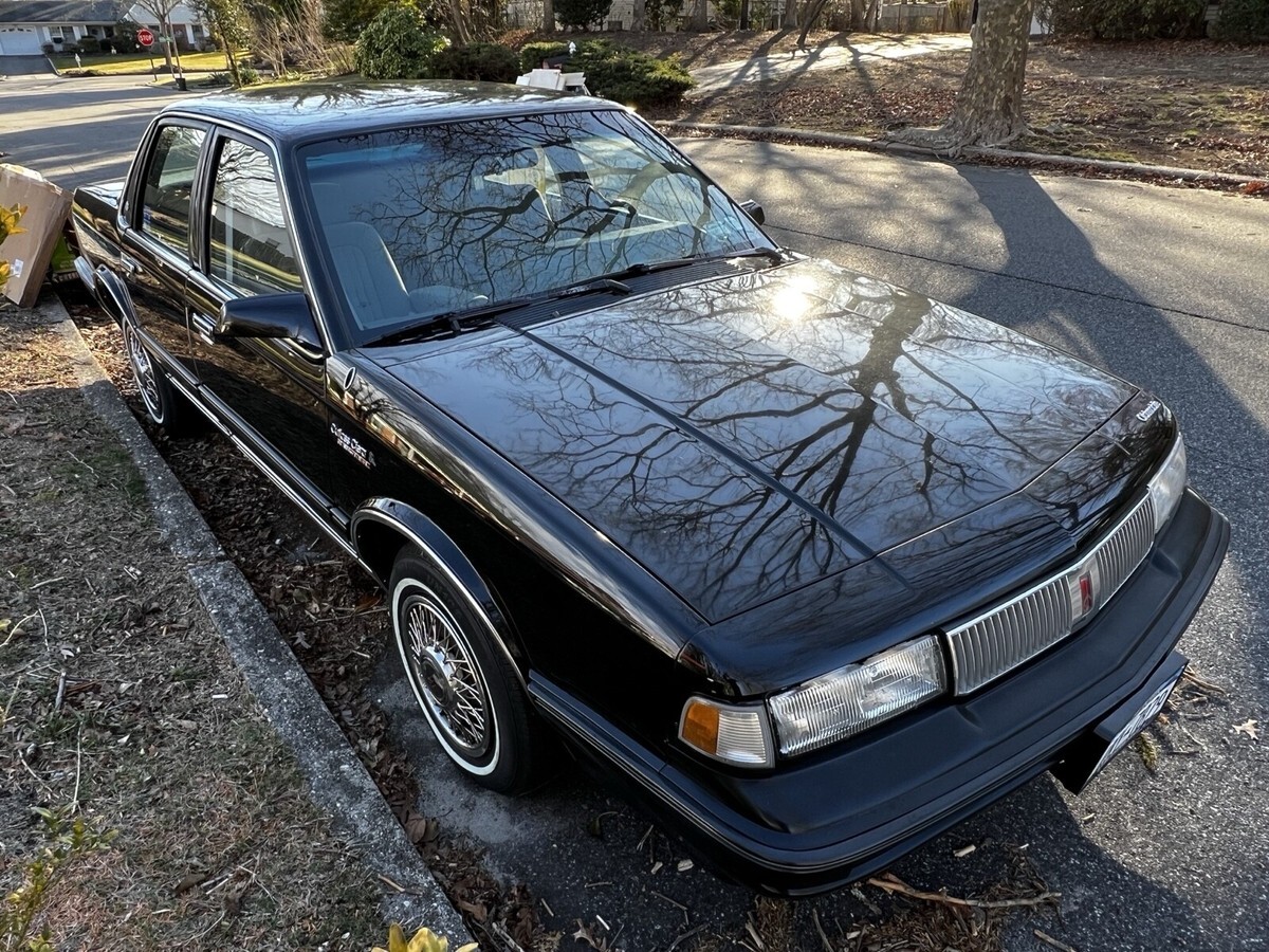 1990 Oldsmobile Cutlass SL - photo 4