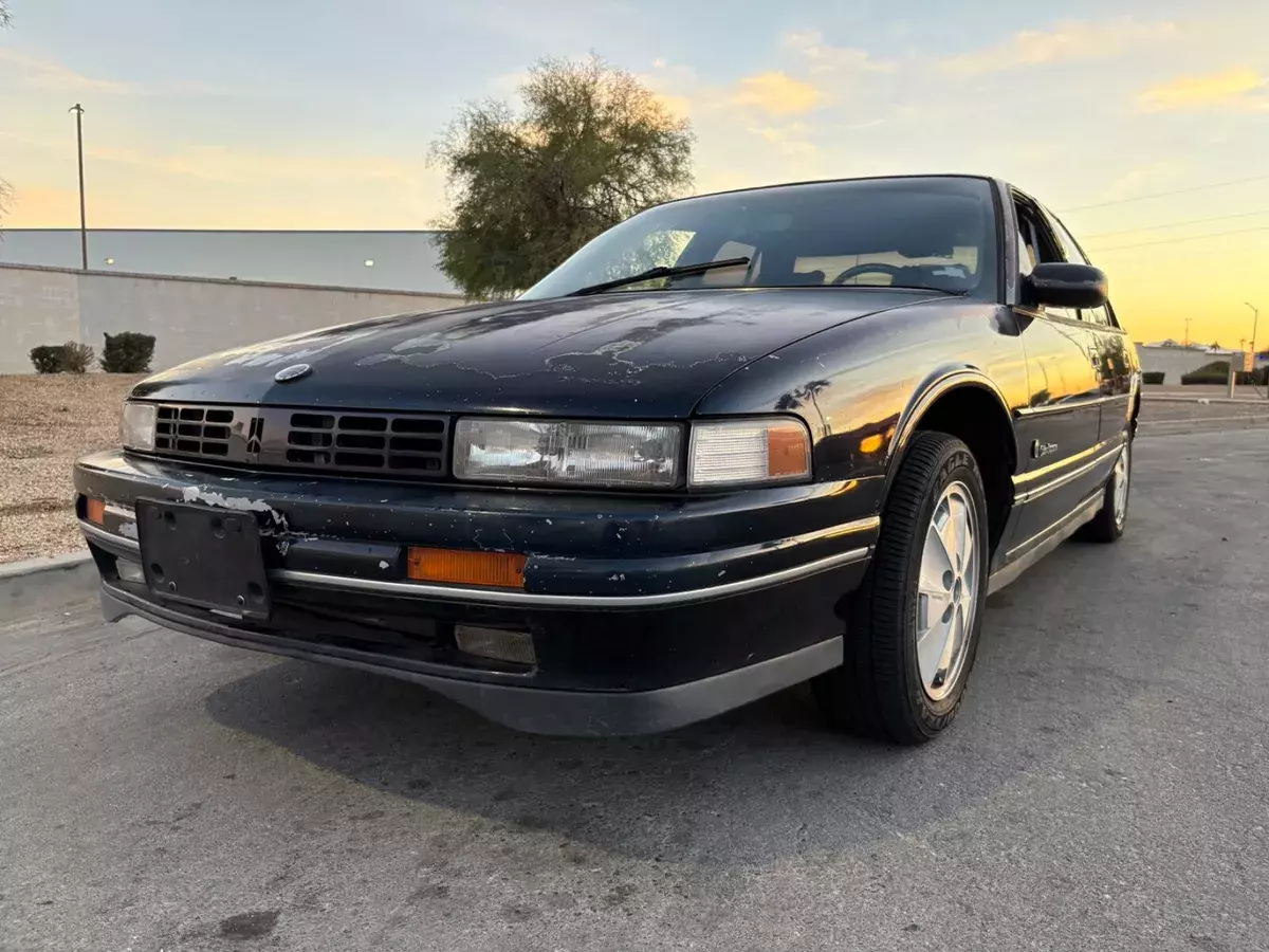1990 Oldsmobile Cutlass Supreme International 1990 Oldsmobile Cutlass