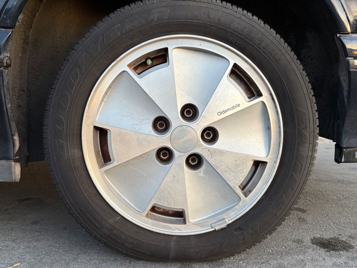 1990 Oldsmobile Cutlass - photo 9