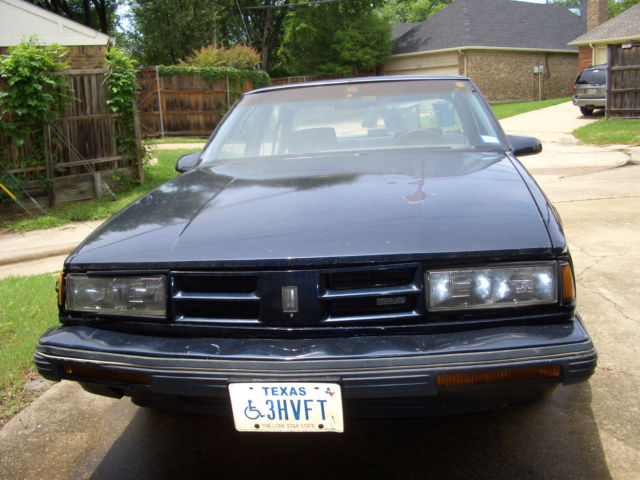 1990 Oldsmobile Royale Delta 88 - photo 3