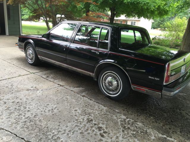 1990 Oldsmobile Ninety-Eight - photo 4