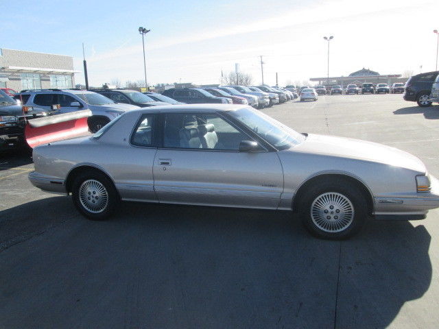 1990 Oldsmobile Toronado - photo 4