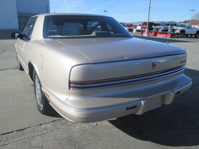 1990 Oldsmobile Toronado - photo 6