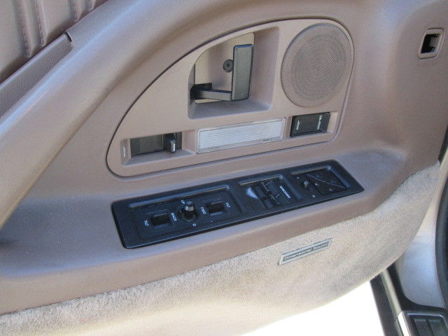 1990 Oldsmobile Toronado - photo 9