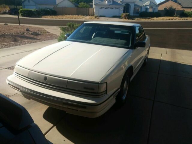 1990 Oldsmobile Toronado Trofeo 1990 Oldsmobile Toronado Trofeo