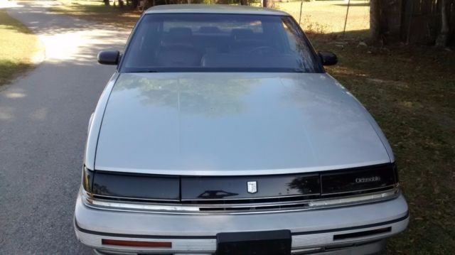 1990 Oldsmobile Toronado Trofeo - photo 2