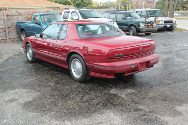 1990 Oldsmobile Toronado Trofeo Coupe 2-Door - photo 2