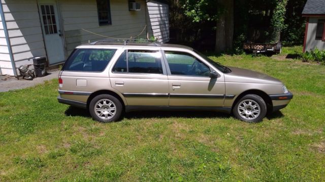 1990 Peugeot 405 S Wagon 1990 Peugeot 405 S Wagon "S" Model