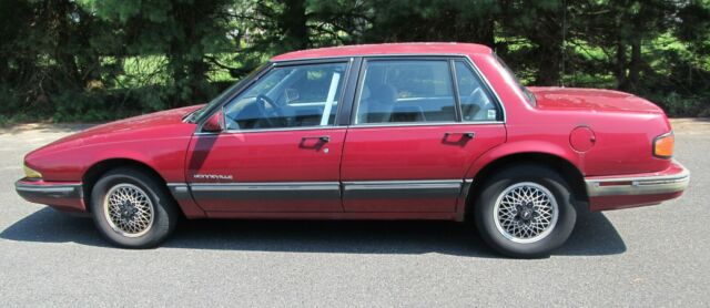 1990 Pontiac Bonneville - photo 7