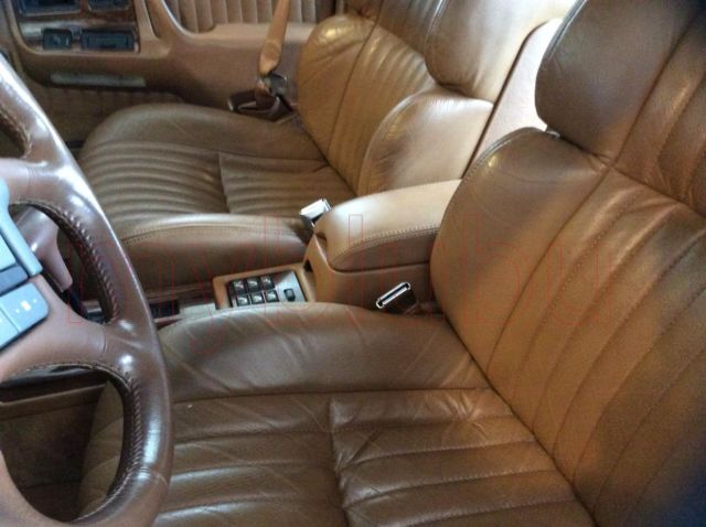 1990 Pontiac Bonneville - photo 10