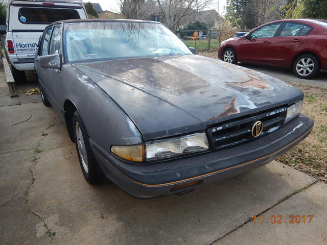 1990 Pontiac Bonneville SSE - photo 6