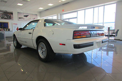 1990 Pontiac Firebird 2dr Coupe Formula Hatchback ONLY 1,868 MILES 1990 Pontiac Firebird 2dr Coupe Formula Hatchback
