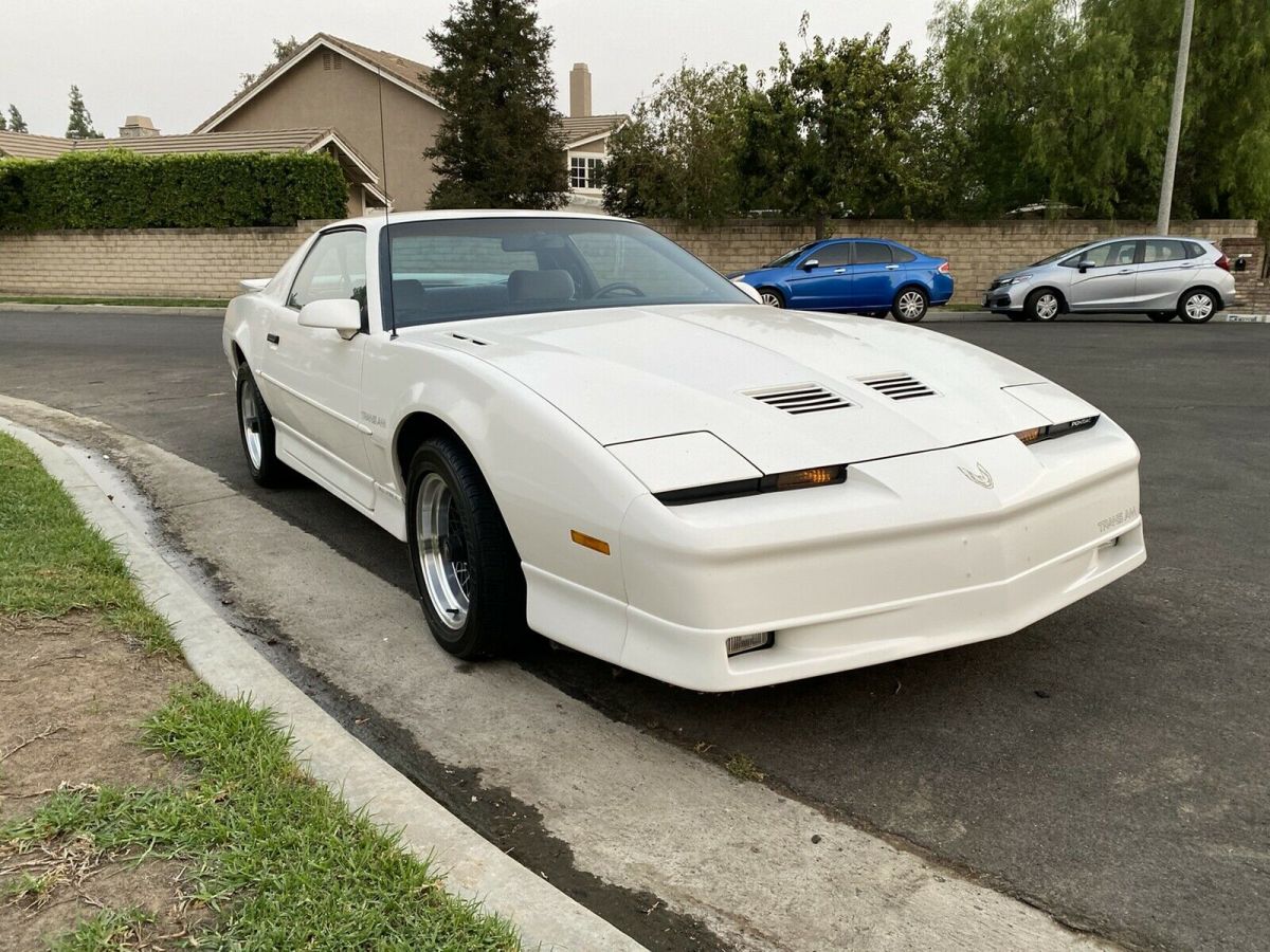 1990 Pontiac Firebird TRANS AM - photo 2