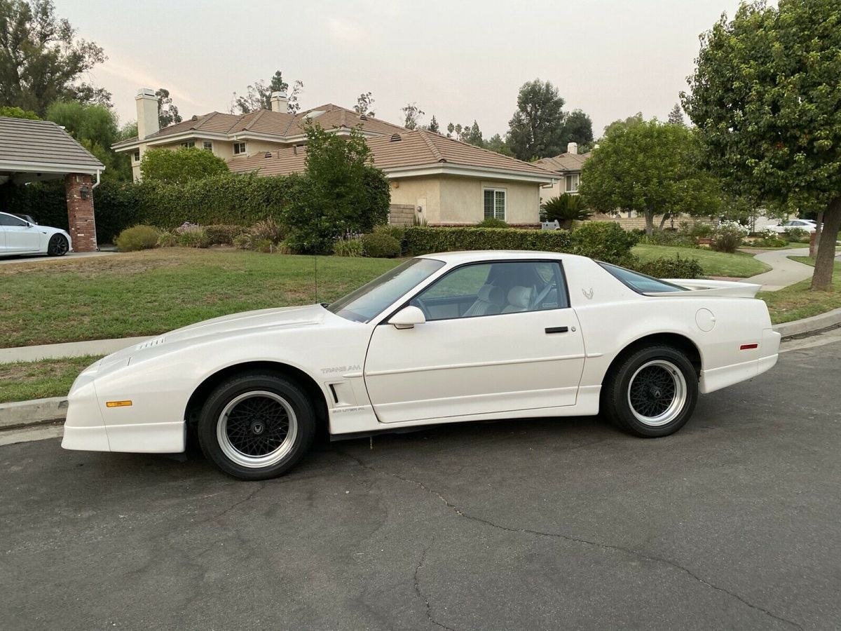 1990 Pontiac Firebird TRANS AM - photo 3