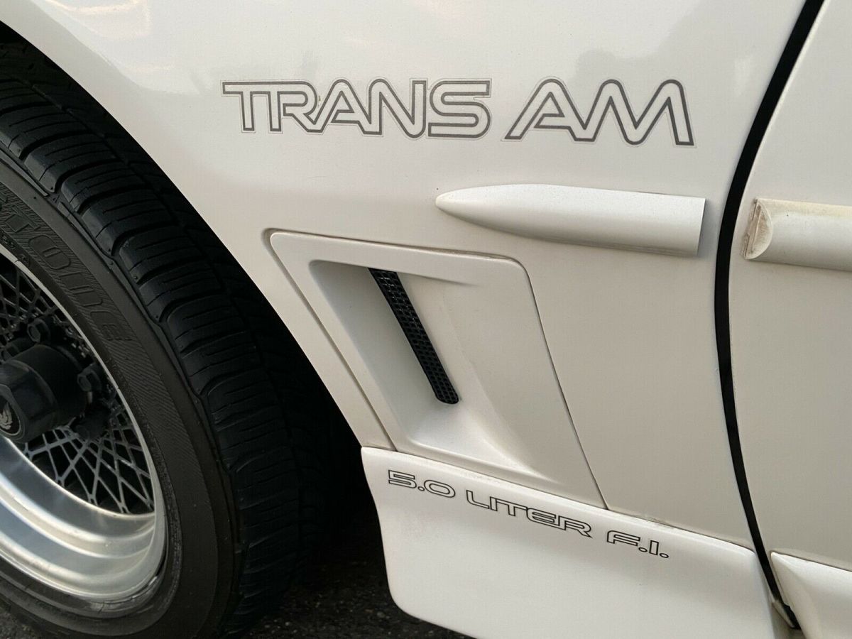 1990 Pontiac Firebird TRANS AM - photo 8