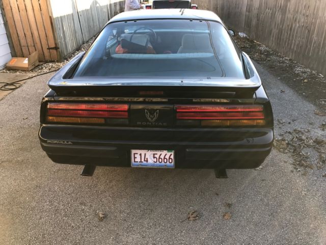 1990 Pontiac Firebird Formula 350 - photo 5