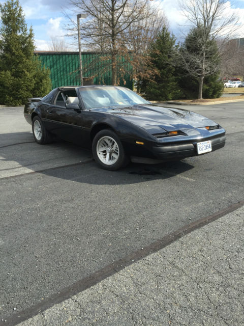 1990 Pontiac Firebird Formula Coupe 2-Door - photo 2