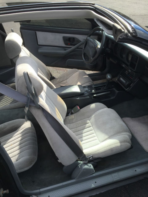 1990 Pontiac Firebird Formula Coupe 2-Door - photo 9