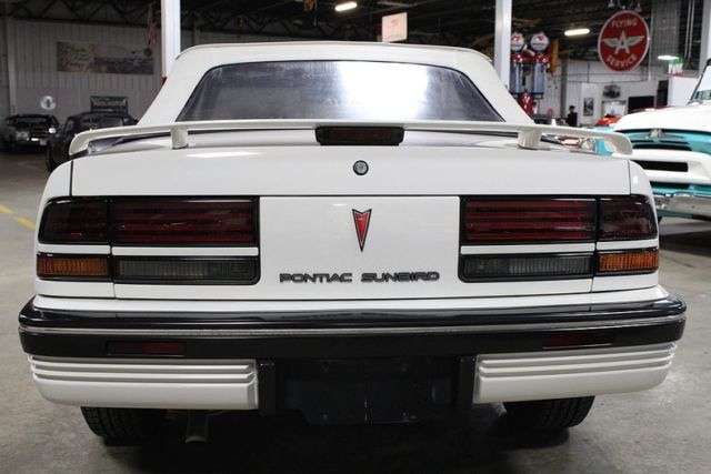 1990 Pontiac Sunbird -- - photo 5