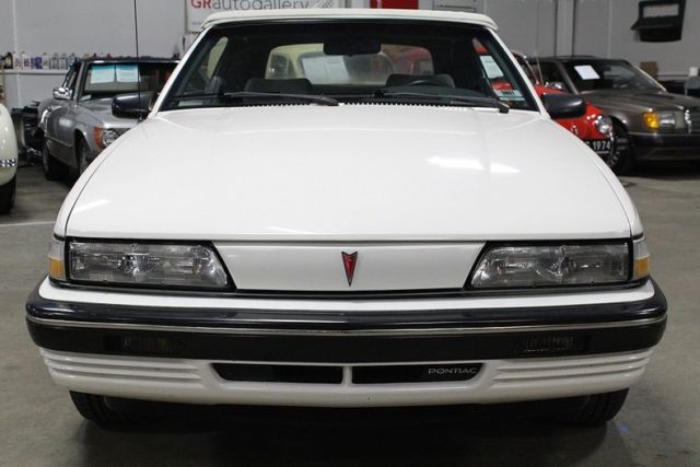 1990 Pontiac Sunbird -- - photo 9