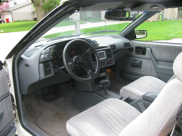 1990 Pontiac Sunbird - photo 9