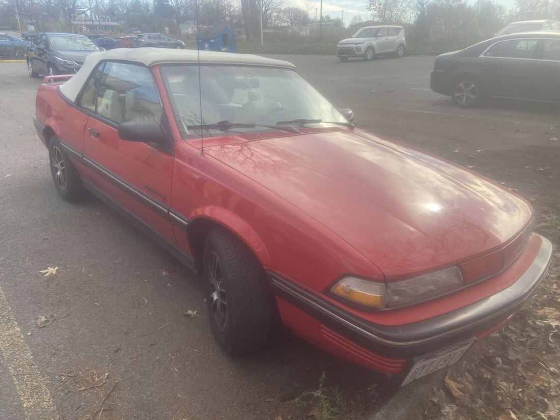 1990 Pontiac Sunbird LE - photo 7