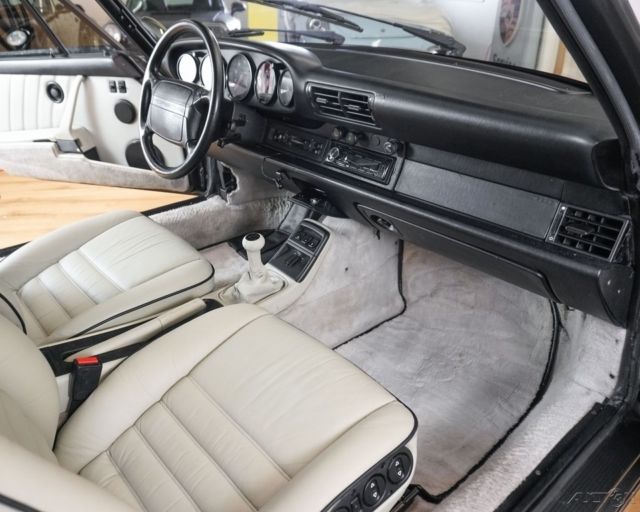 1990 Porsche 911 Carrera 2 Coupe Manual - photo 10