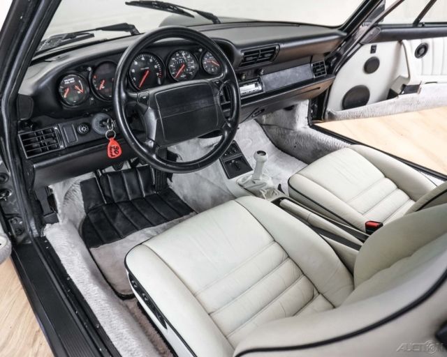 1990 Porsche 911 Carrera 2 Coupe Manual - photo 9