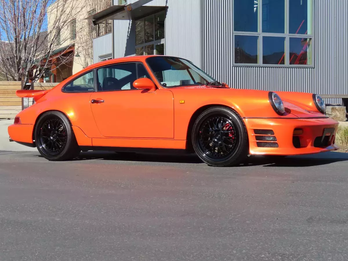 1990 Porsche 911 ROW Coupe 1990 Porsche 964