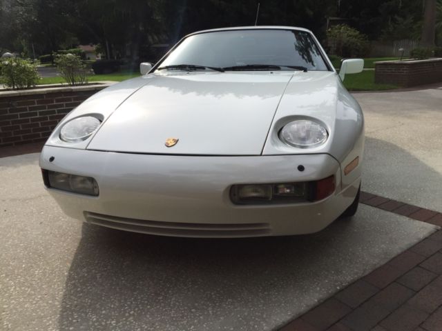 1990 Porsche 928 S4 - photo 2