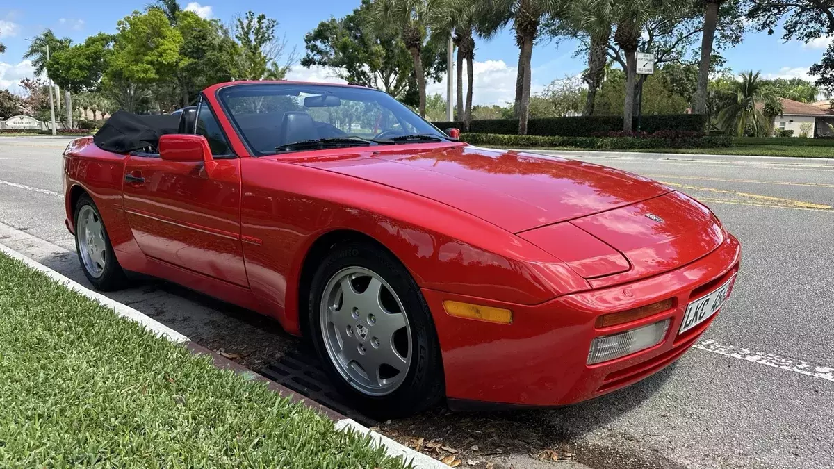 1990 Porsche 944 Convertible Red S2 1990 Porsche 944 S2