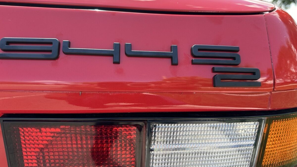 1990 Porsche 944 S2 - photo 8