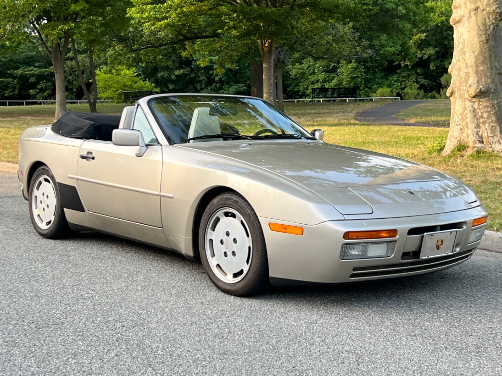 1990 Porsche 944 - photo 2