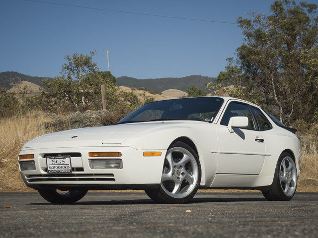 1990 PORSCHE 944 WITH RECORDS!! CALL MICHAEL WEST 805-835-2675 1990 Porsche 944 2dr Coupe