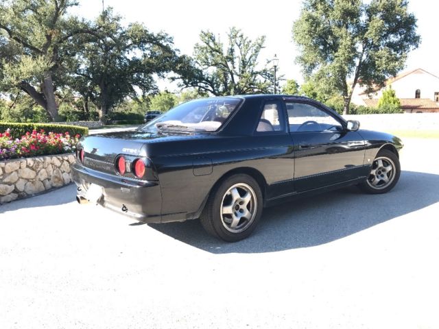 1990 R32 Nissan Skyline GTS-T Type M 1990 Nissan GT-R GTS-T