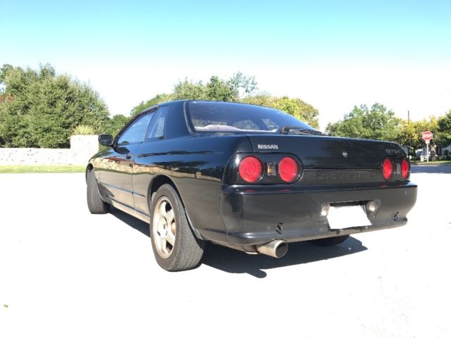 1990 Nissan GT-R GTS-T - photo 2