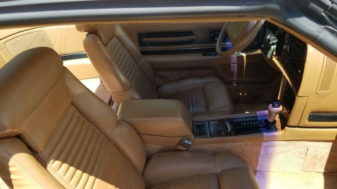 1990 Buick Reatta - photo 9