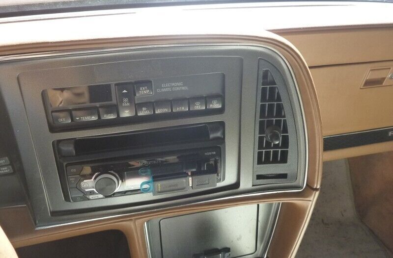 1990 Buick Reatta - photo 13