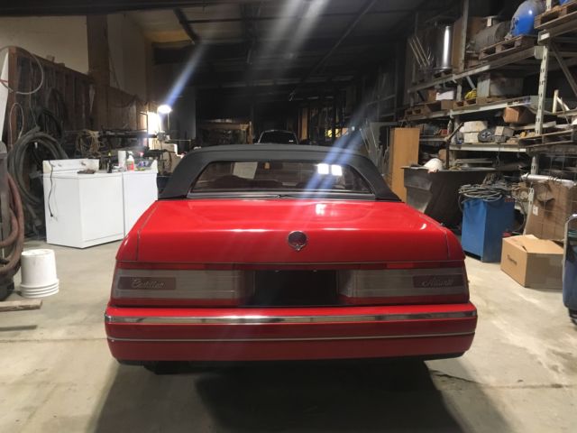 1990 Cadillac Allante 2 door convertible - photo 2