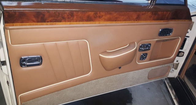 1990 Rolls-Royce Corniche - photo 11